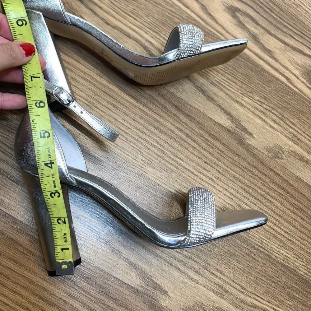 Marc Fisher Women Angelo Heeled Sandals Size 7M Silver Leather Party Embellished